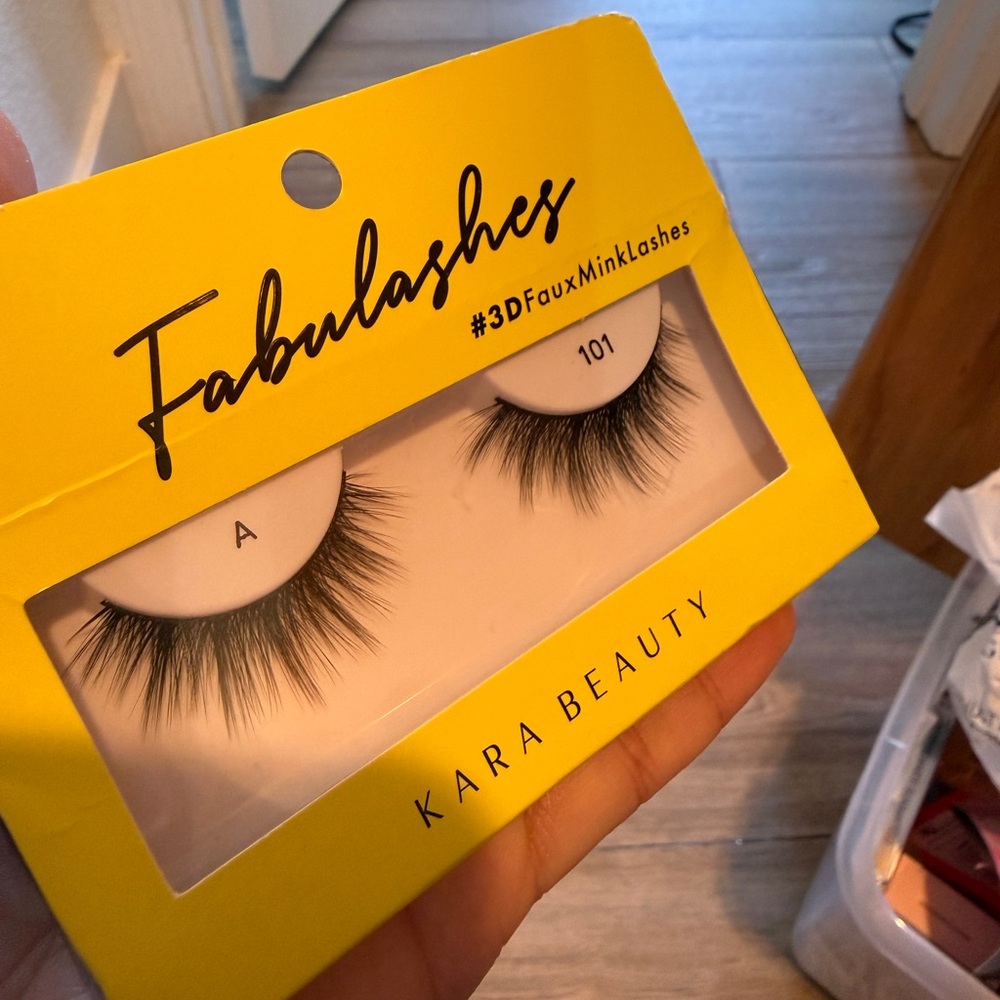 Kara Beauty Fabulashes 3D Faux Mink Lashes - Black